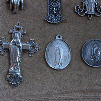 Set of 10 Vintage Cast Medals & Crosses - for your own Creations!