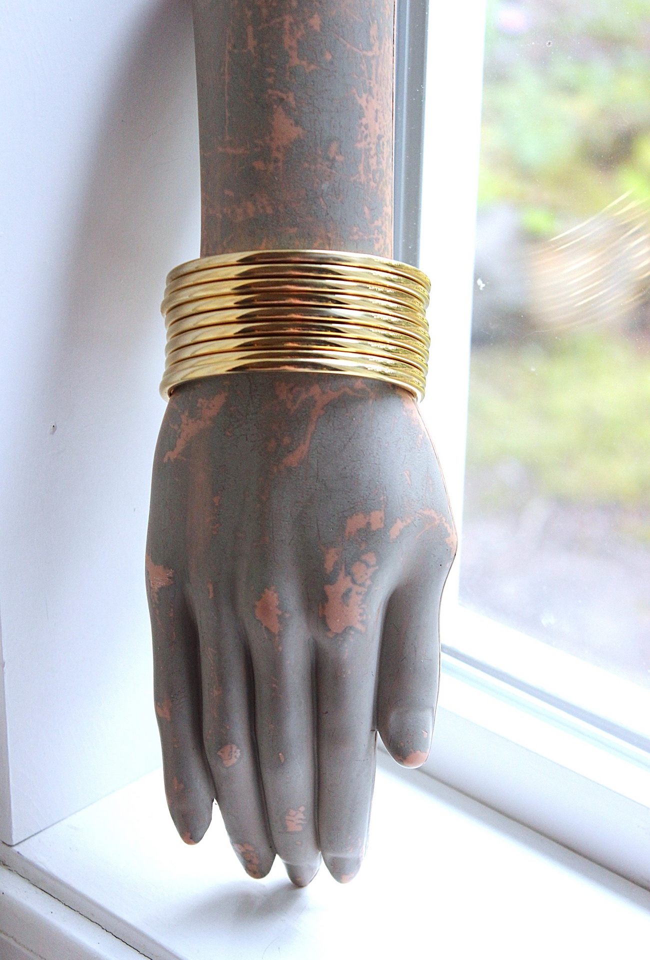 Set of 9 Milot Italy 14K Gold Bangle Bracelets