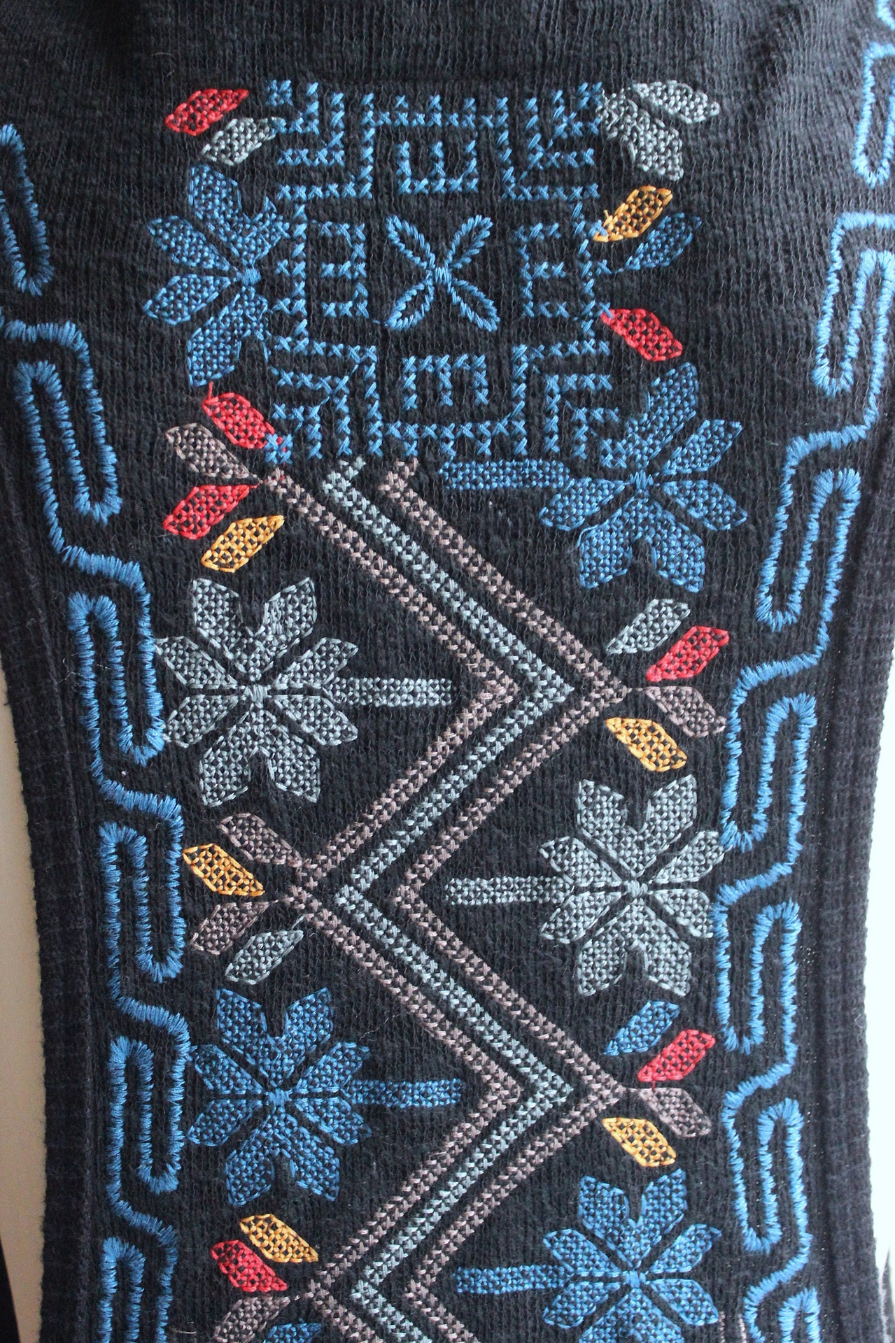 NEW! Vintage Biya by Johnny Was Long Embroidered Open Front Vest with Front Pockets