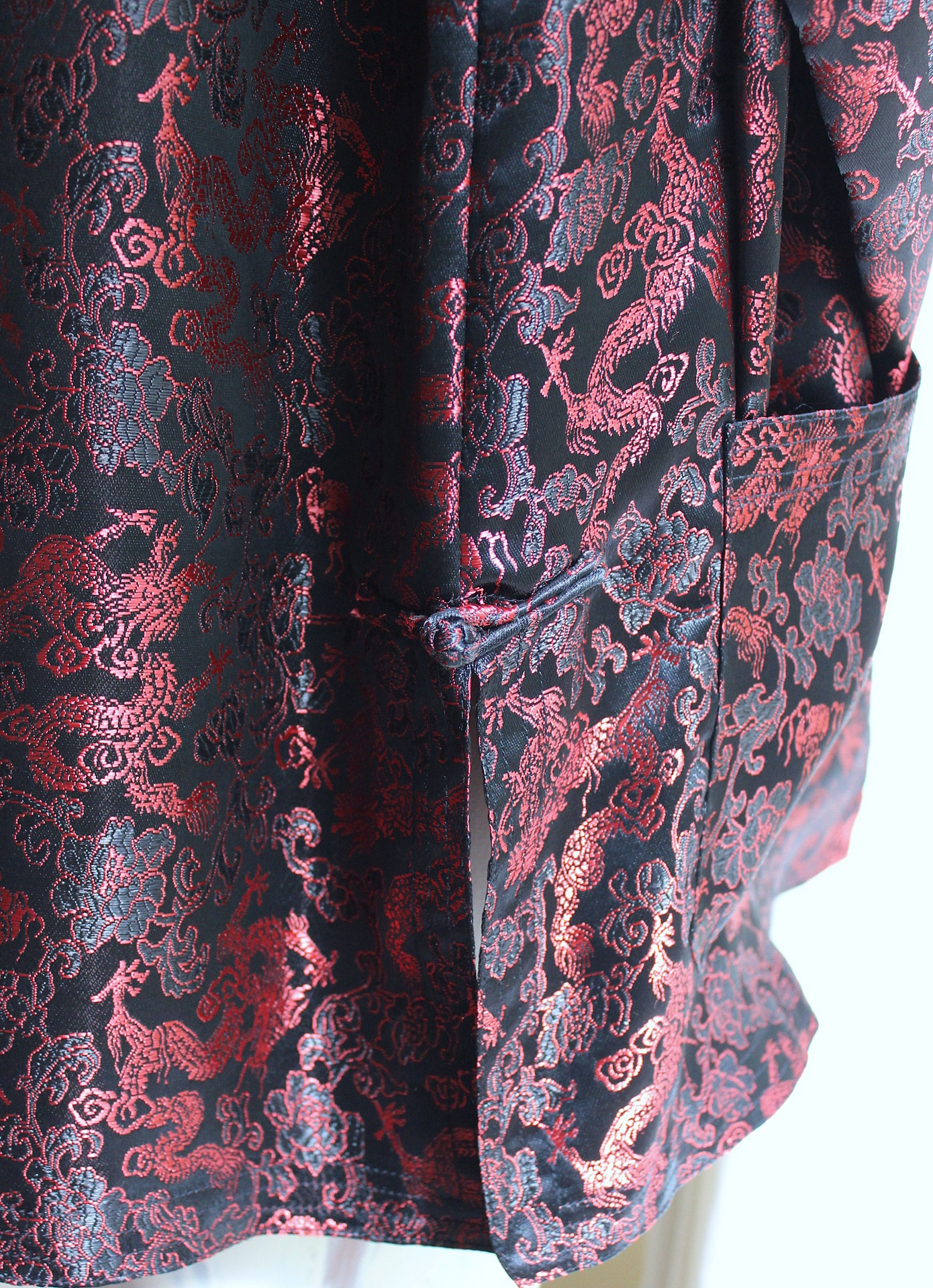 NWOT Authentic Traditional Vietnamese Red and Black Dragon Brocade and Frog Closure Jacket 